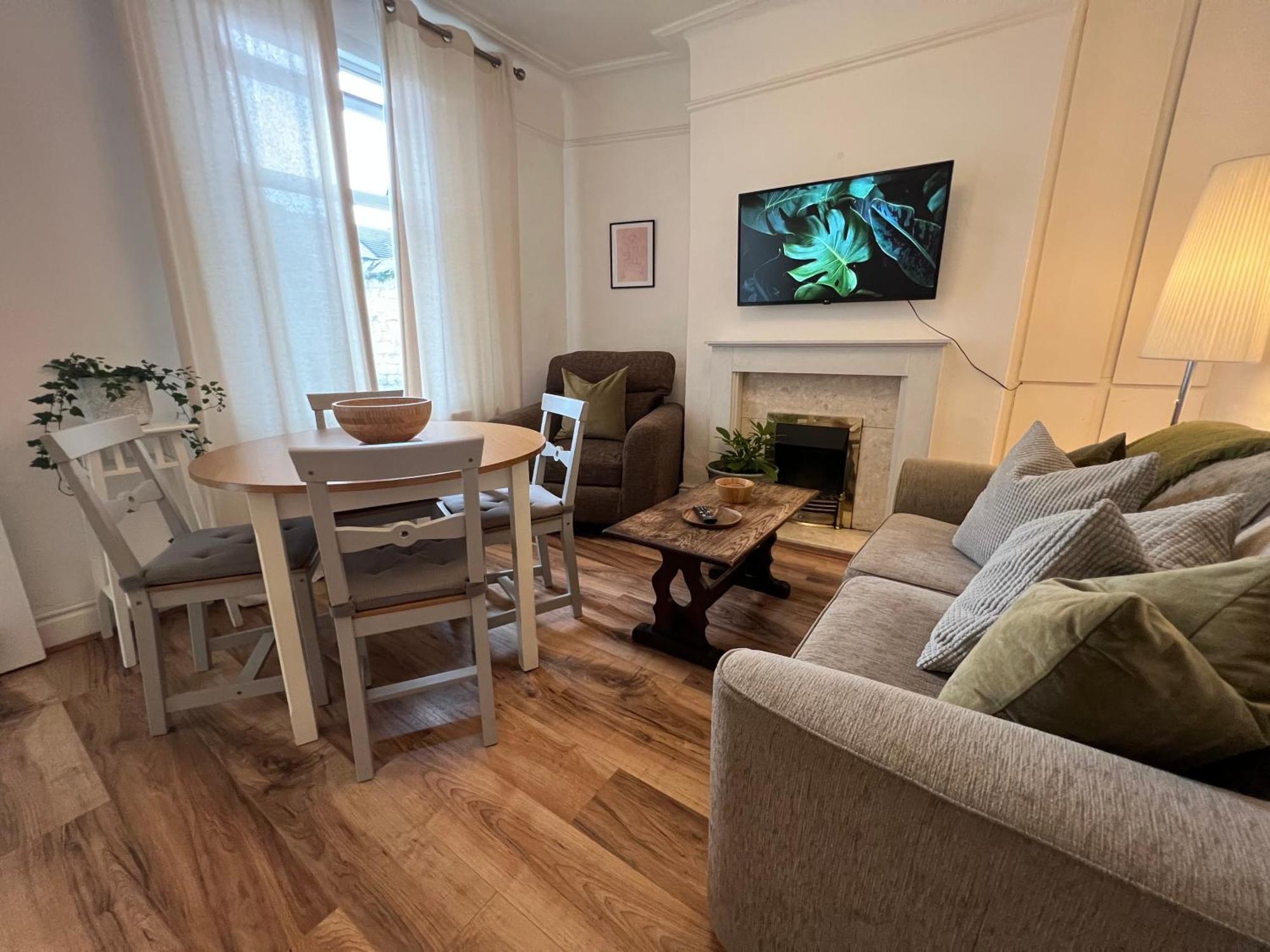 2025 Award Winner Liverpool Ivy House - 4 Bedrooms Εξωτερικό φωτογραφία